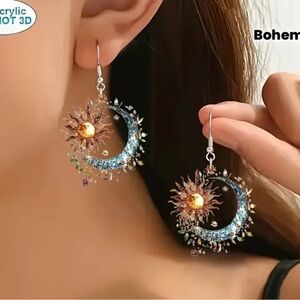 Women’s 2D Flat Bohemian Style Sun and Moon Pendant Dangle Earrings NWT